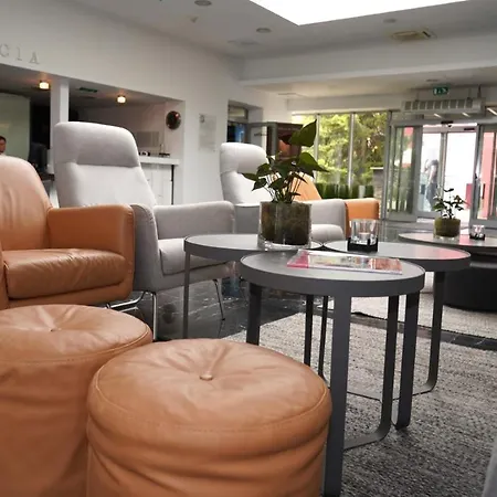 Mousson Hotel