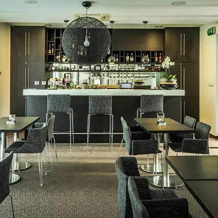 Mousson Hotel